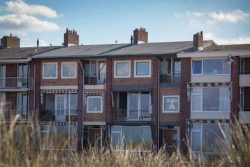 Modern appartement dicht bij het strand in Katwijk beschikbaar voor biedingen