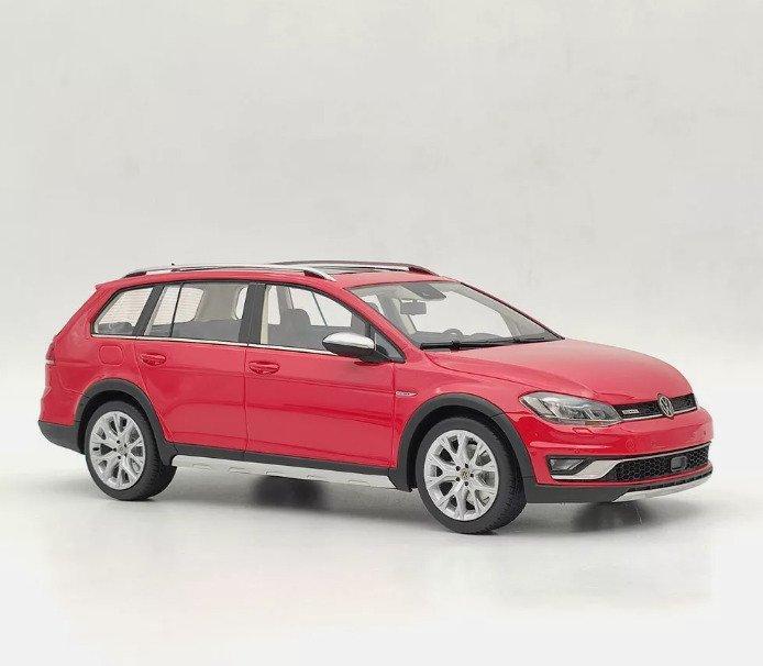 DNA Collectibles 1:18 - Modelauto - Volkswagen Golf 7 SW, Hobby en Vrije tijd, Modelauto's | 1:5 tot 1:12