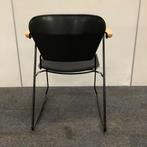 KI Perry design stoel , stapelstoel, zwart - hout, Gebruikt, Stof, Ophalen of Verzenden, Eén