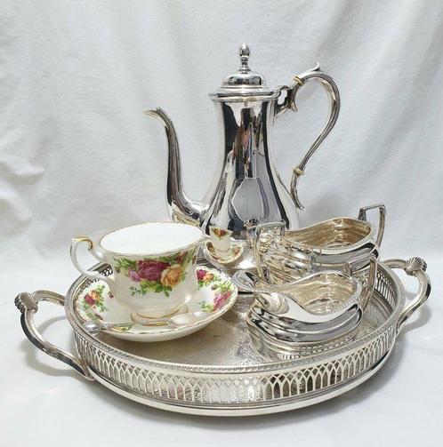 Royal Albert - Theeservies (7) - Porselein, Verzilverd -, Antiek en Kunst, Antiek | Meubels | Tafels