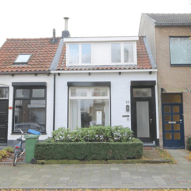 Gestoffeerde eengezinswoning met tuin, balkon en w..., Huizen en Kamers, Huizen te koop