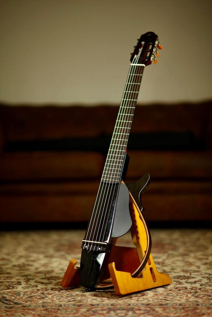 Yamaha SLG200N Silent Guitar | Natural, Muziek en Instrumenten, Snaarinstrumenten | Gitaren | Akoestisch