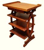 Bijzettafel - Een fruitenhouten etagère - Hout, Antiek en Kunst