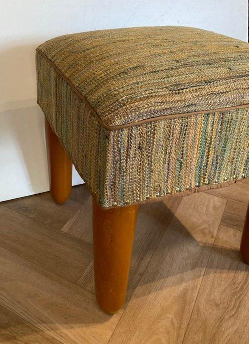 Poef - Hout, Wol, Antiek en Kunst, Kunst | Designobjecten