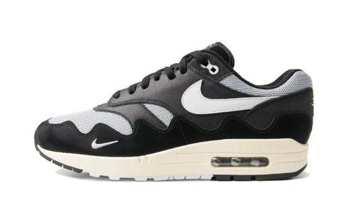 Nike Air Max 1 Patta Black Grey - maat 42 (Sneakers), Kleding | Dames, Schoenen, Sneakers of Gympen, Nieuw, Verzenden