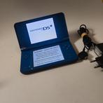 Blauwe Nintendo DSi XL + oplader, Nieuw, Ophalen of Verzenden