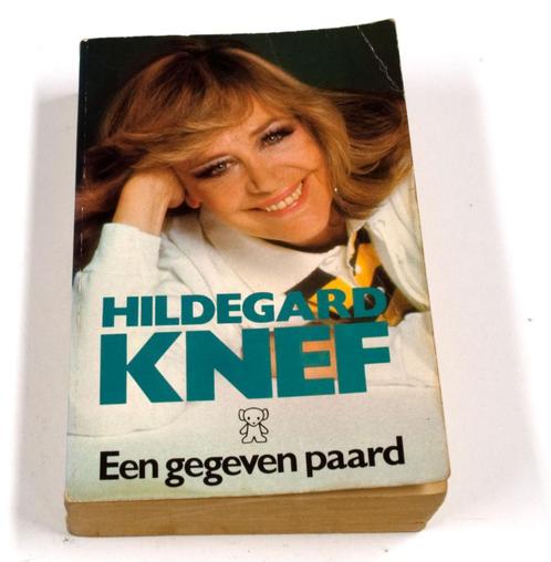 Boek Hildegard Knef - Een Gegeven Paard CD947, Boeken, Biografieën, Gelezen, Verzenden