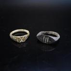 Paar Oud-Romeins Brons Ring - Legionair “III” en “X” (Zonder