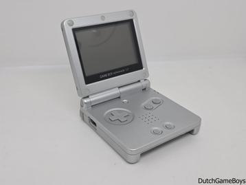 Gameboy Advance / GBA SP - Console - Silver beschikbaar voor biedingen