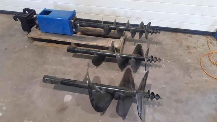 Grondboor hydraulisch cw05 minishovel, Zakelijke goederen, Machines en Bouw | Kranen en Graafmachines