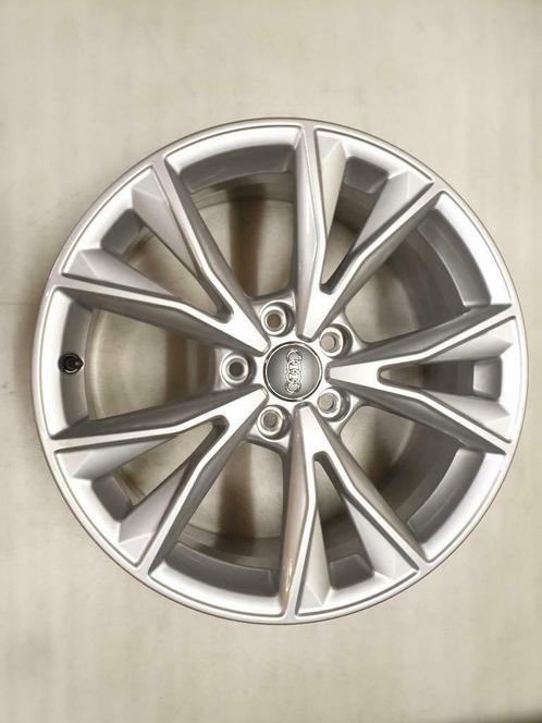 Velgen Origineel Audi Q3 83A 18inch 83A601025K S-Line, Auto-onderdelen, Banden en Velgen, Velg(en), Nieuw, 18 inch, Personenwagen