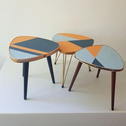 Gueridon - Verguld messing - Drie driepootbijzettafels, Antiek en Kunst, Kunst | Designobjecten