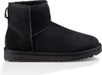 UGG - Maat 41 - W Classic Mini II Dames Laarzen - Zwart, Kleding | Dames, Schoenen, Verzenden, Nieuw