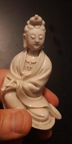 GUANYIN - Porseleinen blanc de Chine - Dehua, 17e eeuw -, Antiek en Kunst