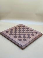 Schaakspel - Vintage-Schachbrett mit Samtinterieur