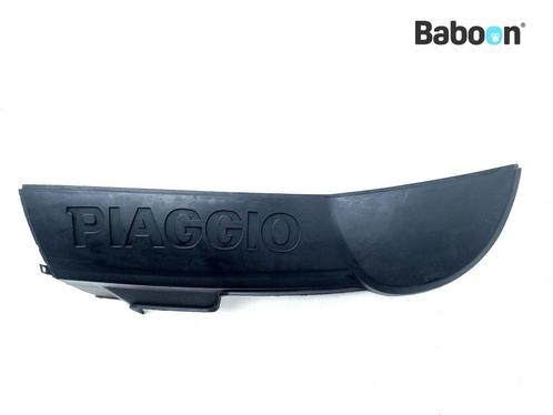 Onderkuip Links Piaggio | Vespa Carnaby 300 IE Cruiser, Motoren, Onderdelen | Overige, Gebruikt, Verzenden