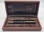 Omas - EGO LAQUE – Black with Gold Flecks - Pluma, Verzamelen, Pennenverzamelingen, Nieuw