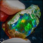 Zeer zeldzame natuurlijke AAA+++ Crystal Opal onbehandeld, Verzamelen