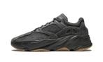 Adidas Yeezy 700 Utility Black - maat 42 (Sneakers), Verzenden, Zwart, Nieuw, Sneakers of Gympen