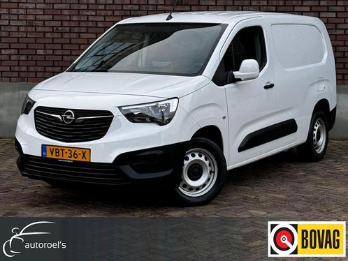 Opel Combo 1.5D L2H1 Edition / 100 PK / Navigatie / Cruise C, Auto's, Bestelauto's, Dealer onderhouden, Lease, Zwart, Handgeschakeld