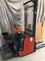 Linde stapelaar, oplader, Nieuw