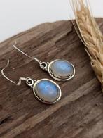 Oorbellen van 925 zilver met witte labradoriet van, Verzamelen, Mineralen en Fossielen