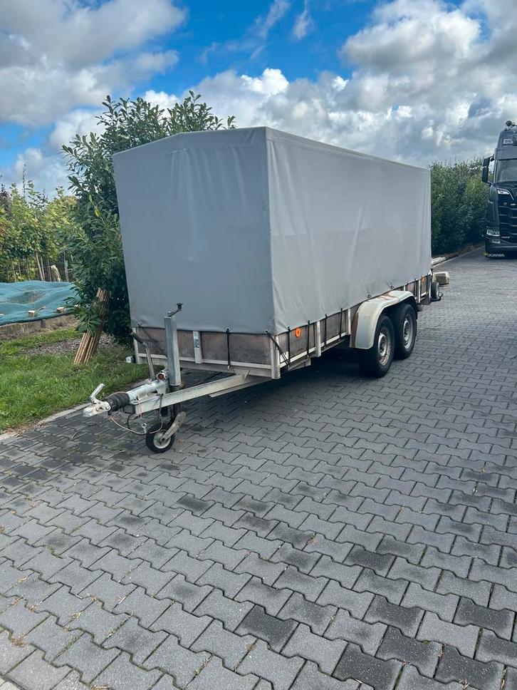 Te koop: Nette Hapert aanhanger met huif – 420 x 132 cm, Auto diversen, Aanhangers en Bagagewagens, Zo goed als nieuw