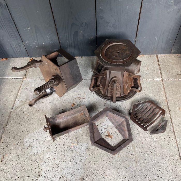 Kachel - Gietijzer - fornuis voor strijkijzers, Antiek en Kunst, Curiosa en Brocante