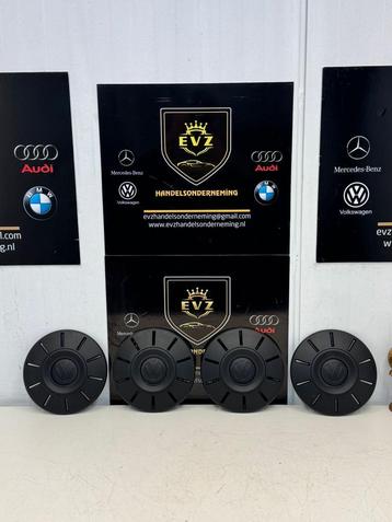 VW Crafter 2.0 wieldoppen set bj.2023 art.2N0601151B beschikbaar voor biedingen