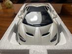 Kyosho 1:18 - Modelauto - Lamborghini Centenario, Hobby en Vrije tijd, Modelauto's | 1:5 tot 1:12, Nieuw