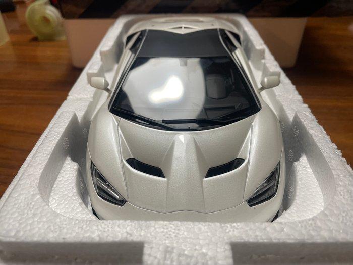 Kyosho 1:18 - Modelauto - Lamborghini Centenario, Hobby en Vrije tijd, Modelauto's | 1:5 tot 1:12