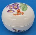 Meissen – Runde Porzellandose mit Blumenmalerei – Porzellan