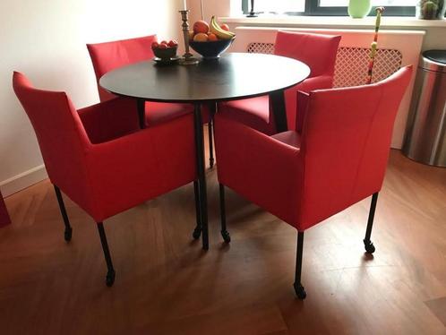 Set van 4 leren kuip eetkamerstoelen - met wieltjes - rood l, Huis en Inrichting, Stoelen, Overige kleuren, Nieuw, Leer, Ophalen of Verzenden