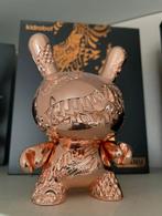 Tristan Eaton (1978) - New Money 5 Dunny Gold rose, Antiek en Kunst