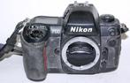 Nikon F100 body, Nikkor VR 24-120 en 80-400 en SB-25 met, Nieuw