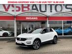 Volkswagen T-Roc 1.0 TSI 115PK IQ-DRIVE DIGITAL-COCKPIT NAVI, Auto's, Volkswagen, Wit, Handgeschakeld, Nieuw