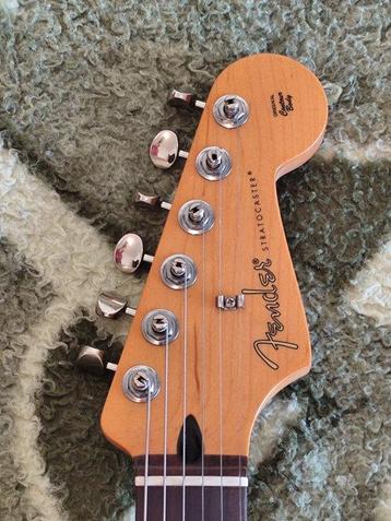 Fender - 70th Anniversary, Player 2 Limited Edition. - - beschikbaar voor biedingen