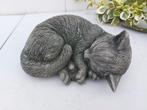 Beeld, garden sculpture sleeping cat - 8 cm - cast stone