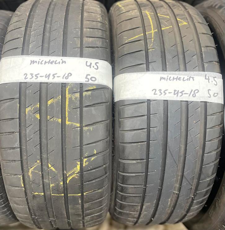 2x235-45-18 Michelin Zomer 2x4.5m €50 Per band 235 45 18, Auto-onderdelen, Banden en Velgen, 18 inch, Zomerbanden, 235 mm, Personenwagen