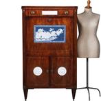 Neoclassicistische Secretaire met blauw-wit en wit biscuit c, Ophalen of Verzenden