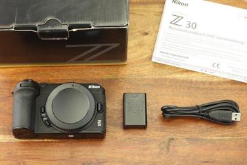 Nikon Z30 Body + Accessoires Low Shuttercount 3352 Digitale beschikbaar voor biedingen