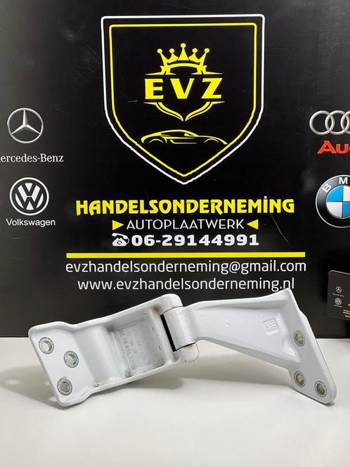 Mercedes Vito 114 scharnier achter deur links boven bj.2020, Auto-onderdelen, Carrosserie en Plaatwerk, Gebruikt, Mercedes-Benz