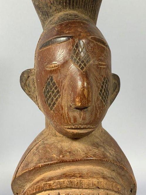 Rare & Old African Mangbetu statue - Congo. (Zonder, Antiek en Kunst, Kunst | Niet-Westerse kunst
