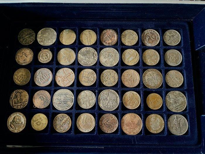 Collectie van memorabilia - Verzameling Duitse, Postzegels en Munten, Munten en Bankbiljetten | Toebehoren