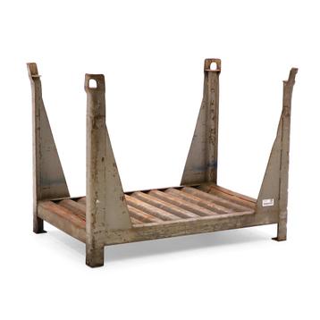 Gebruikte Stapelbak staal vaste constructie stapelbak met beschikbaar voor biedingen