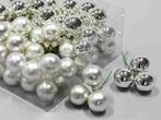 Kerstballen 3 cm. op draad zilver combi doos 72, Nieuw, Ophalen of Verzenden