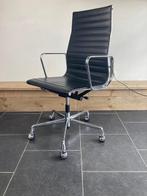 Design 2.0, Vitra design tegen scherpe prijzen, Huis en Inrichting, Fauteuils, Zo goed als nieuw, Leer