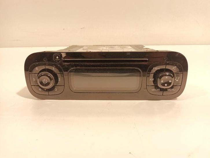 Radio Fiat Panda  0.9 735567055, Auto-onderdelen, Elektronica en Kabels, ARN erkend, Stiba lid, Erkend duurzaam, Gebruikt, Herkomst onderdeel bekend