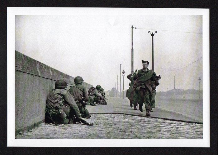 Robert Capa (1913–1954) - Leipzig: Surrendering German, Antiek en Kunst, Kunst | Designobjecten