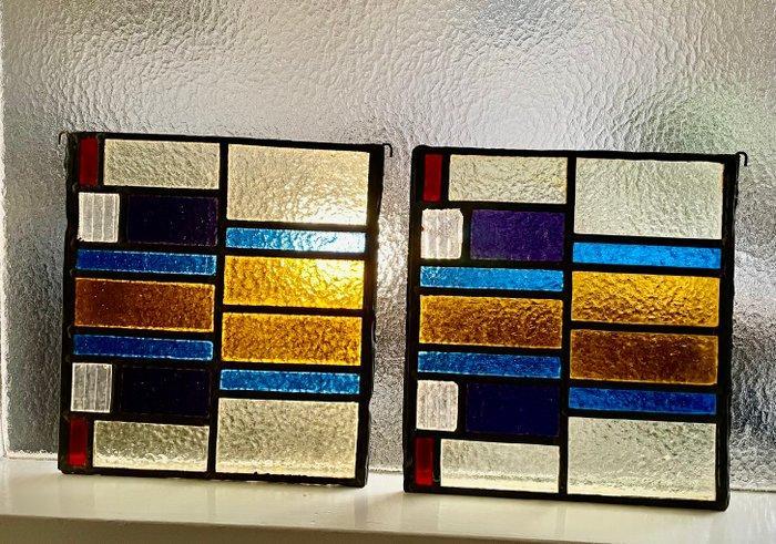 Glas-in-loodraam - 1940-1950 - Twee Raamhangers met, Antiek en Kunst, Curiosa en Brocante
